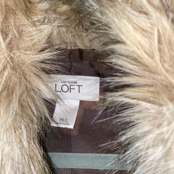 LOFT fur vest - Picture 2 of 2